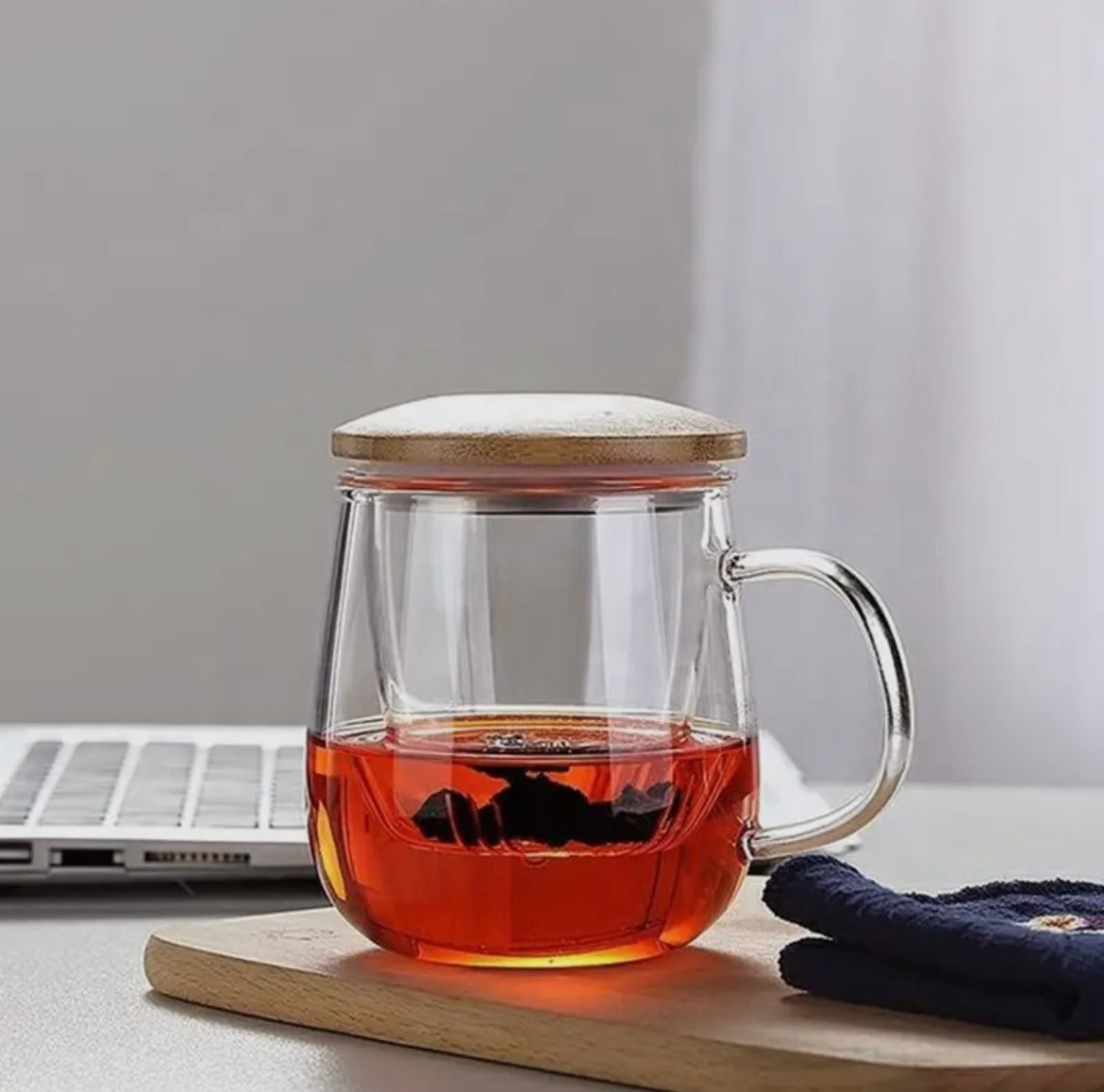 Glass Teacup With Infuser And Bamboo Lid